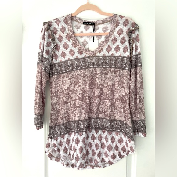 David Cline ruffle shirt from Barbara Katz - Picture 2 of 7